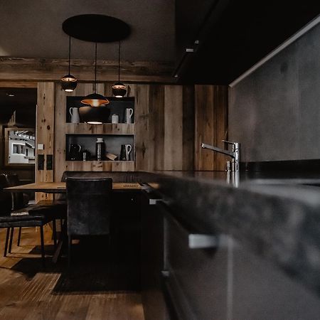 مايرهوفن Black Eagle Loft Luxury Appartement المظهر الخارجي الصورة