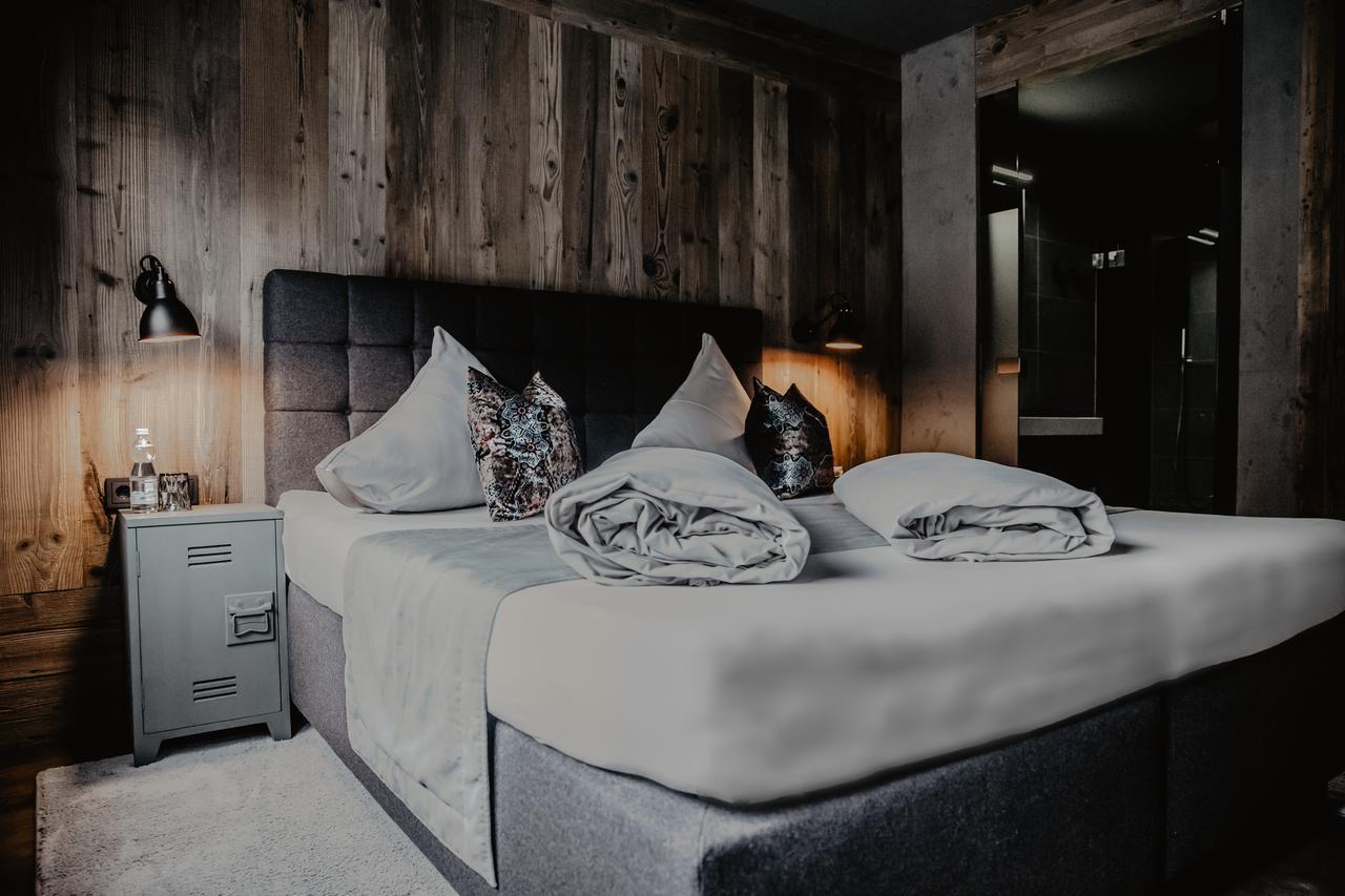مايرهوفن Black Eagle Loft Luxury Appartement المظهر الخارجي الصورة